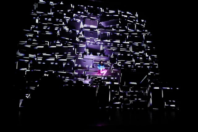 Blaze – The Streetdance Show, performance view. Visuals by The Mega Super Awesome Visuals Company (MSA Visuals).