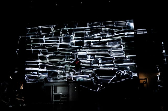 Blaze – The Streetdance Show, performance view. Visuals by The Mega Super Awesome Visuals Company (MSA Visuals).