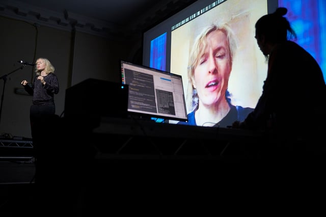 Ultrachunk by Jennifer Walshe and Memo Akten, performance view. Photo: Anne Tetzlaff.